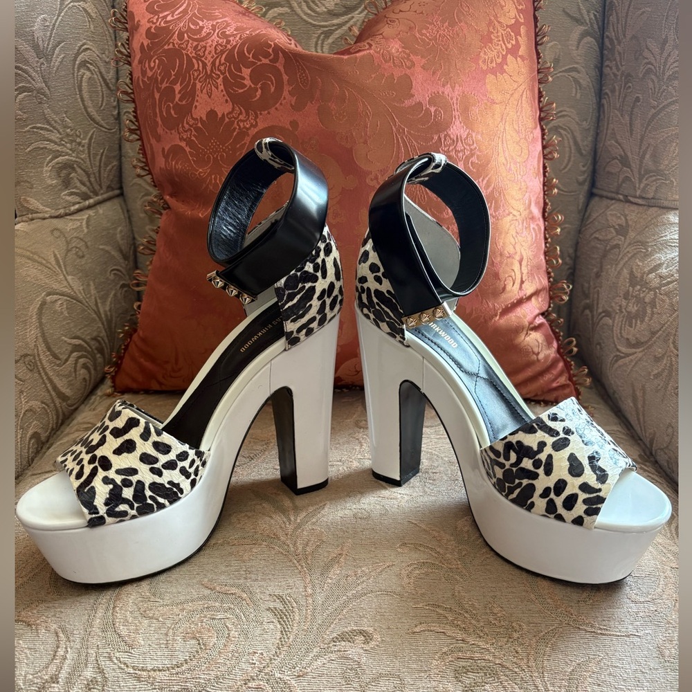 Nicholas Kirkwood Leopard Print Platform Heel Sandals in Black and White